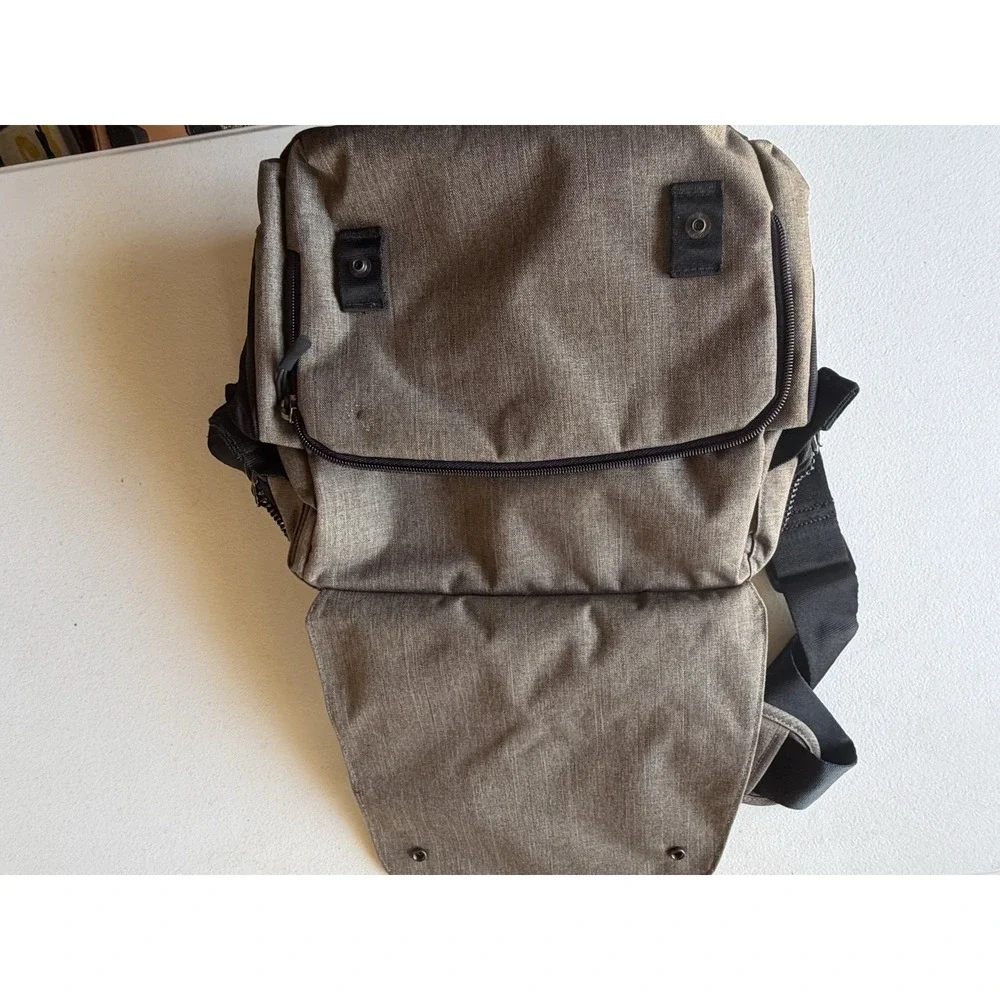 New Case Logic Reflexion Cross-Body Messenger Bag for DSLR Camera + iPad